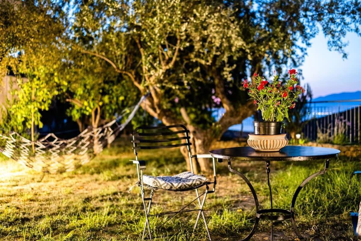 Kitries Summer Getaway - Eden Comfy Suite Kitriaí Exteriör bild